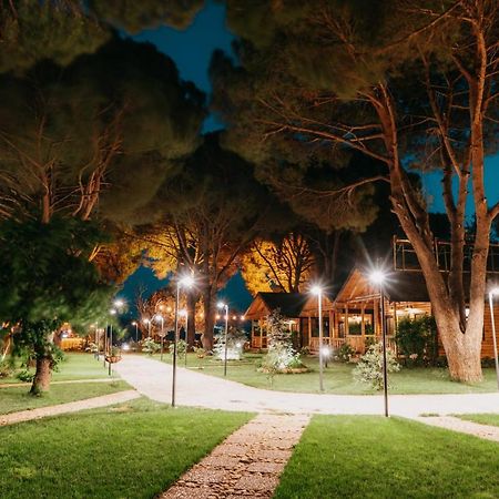 Pino Mar Luxury Bungalows Erdek Eksteriør bilde