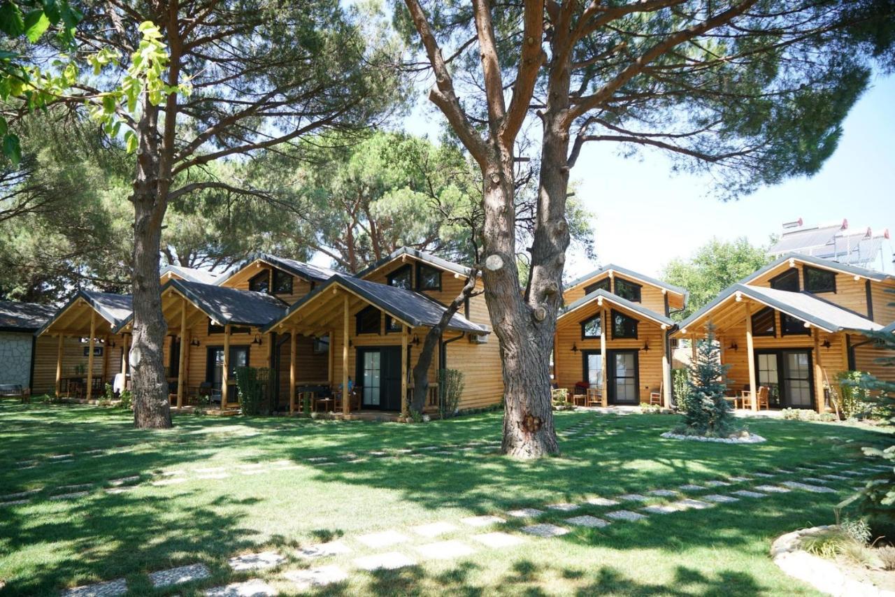 Pino Mar Luxury Bungalows Erdek Eksteriør bilde