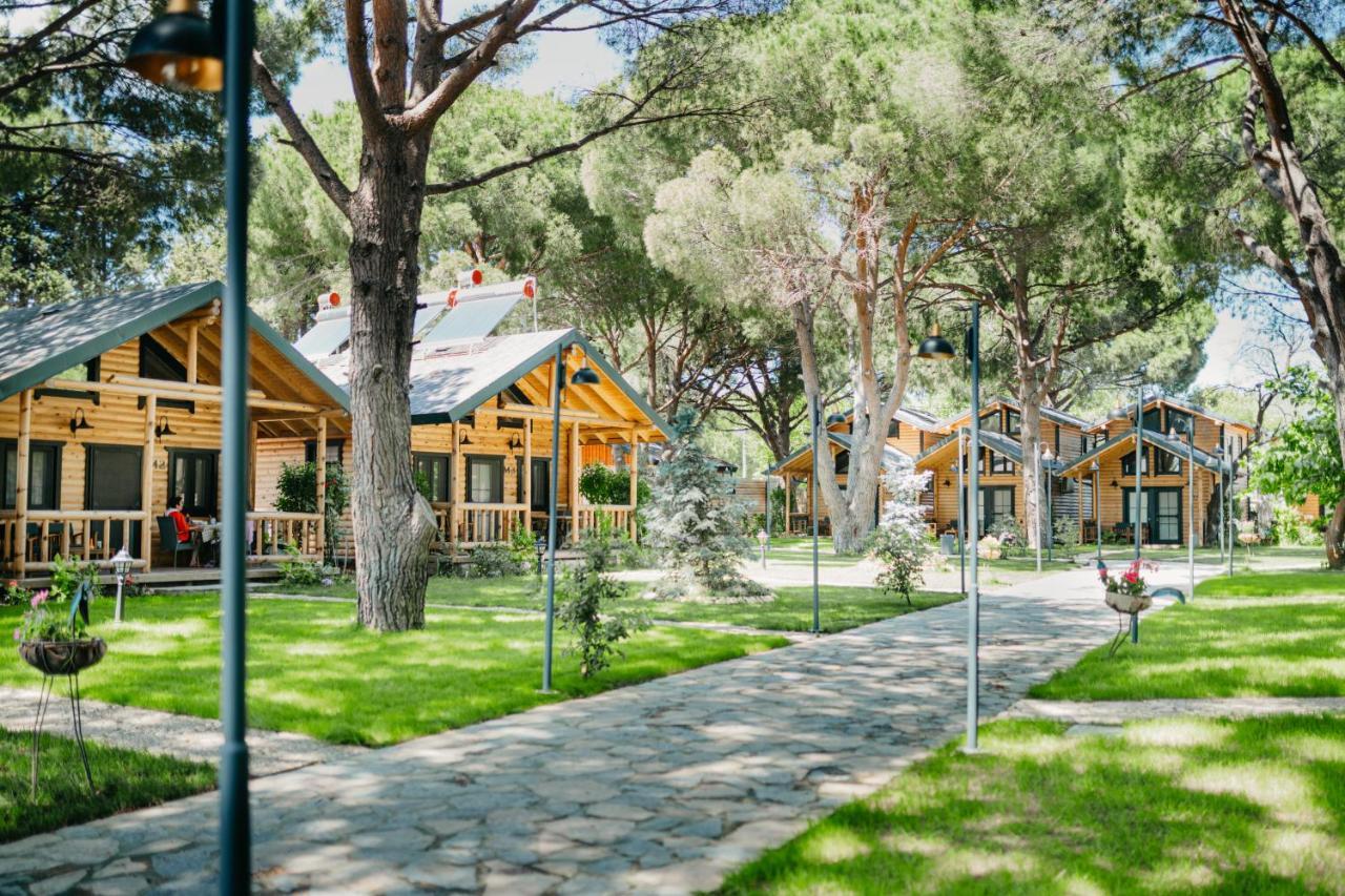 Pino Mar Luxury Bungalows Erdek Eksteriør bilde